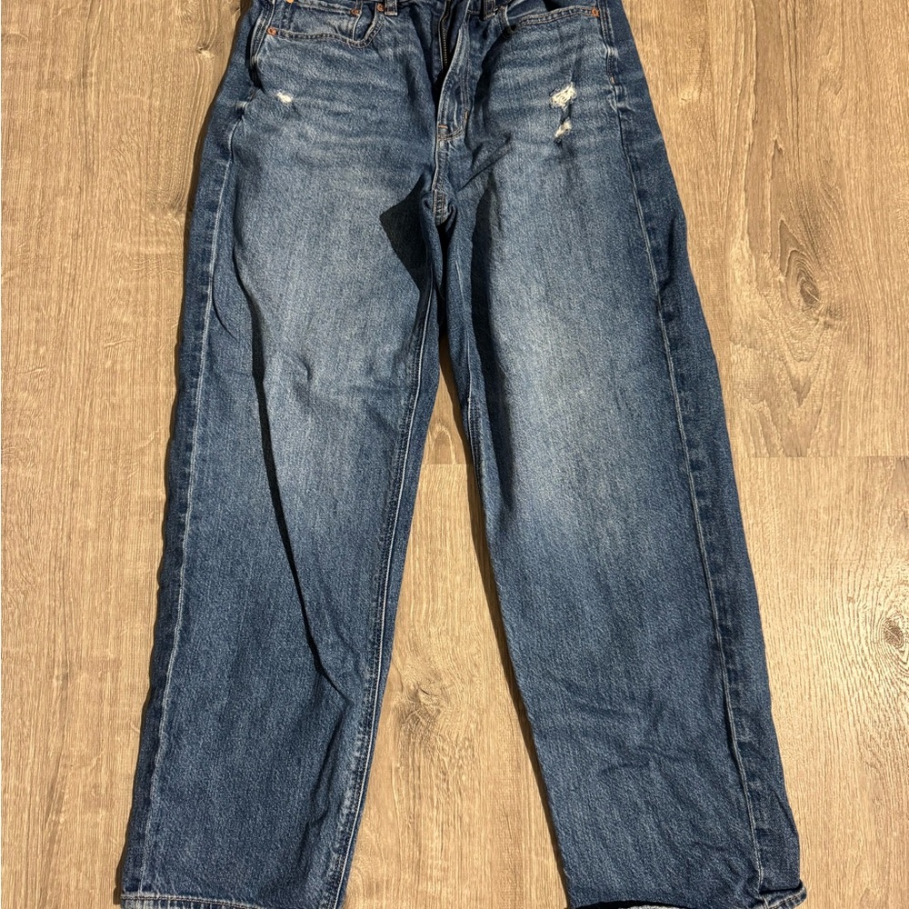American Eagle Super High Rise Baggy Straight